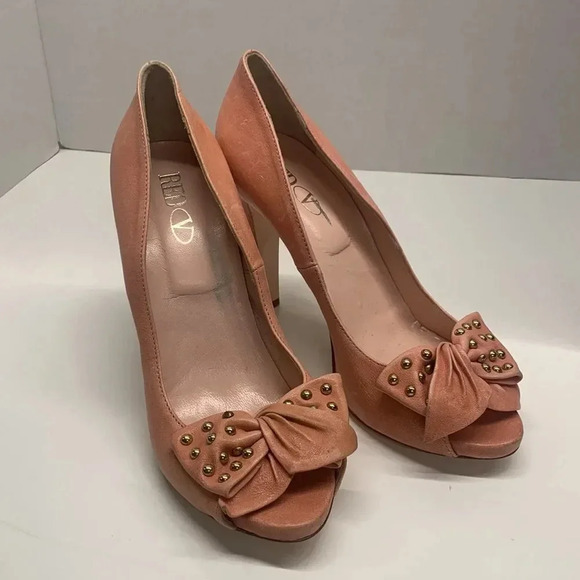 Valentino Red V High Heel Pumps Shoes Peep Toe Studded BowCoral Pink  Size 40 10 - Picture 2 of 12